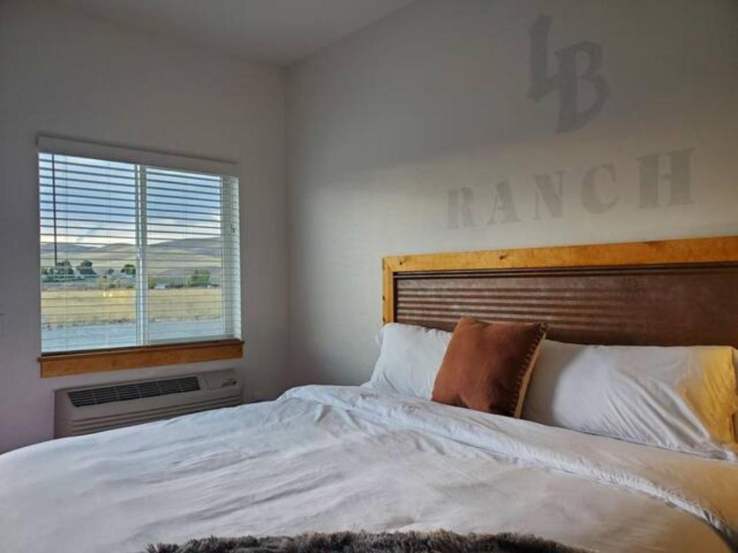 Lazy Bear Ranch Hotel Weiser Exterior photo